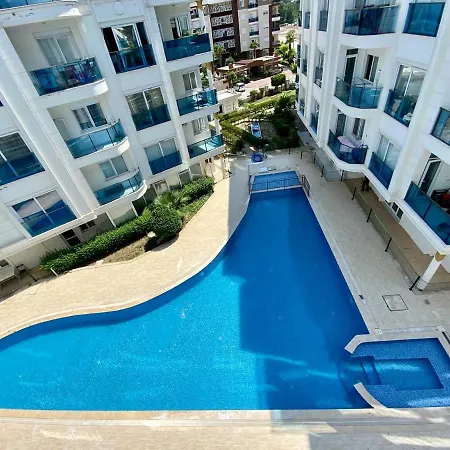 Lisva Apart Otel *