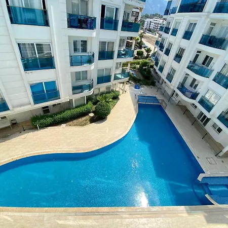 Lisva Aparthotel *